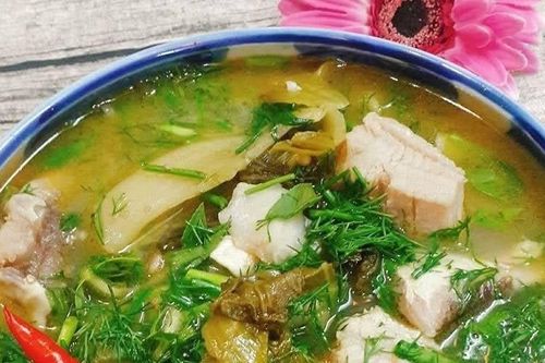 Người đàn ông tổn thương gan, thận sau khi ăn cố bát canh cá