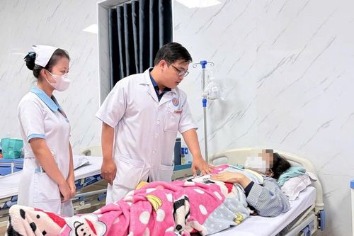 Nguyên nhân khiến 203 người bị ngộ độc sau khi ăn bánh mì Hồng Vân