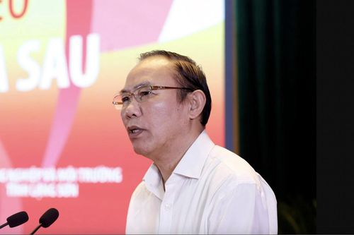 Lấy con người làm trung tâm, không để ai bị bỏ lại phía sau trong tiến trình phát triển