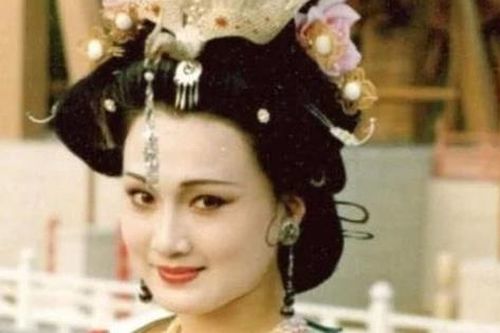 Cuộc sống khó tin ở tuổi U60 của đệ nhất mỹ nhân thập niên 1980