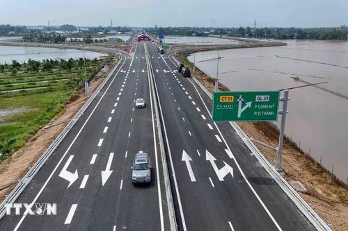 Lùi thời gian lưu thông cao tốc Cần Thơ-Cà Mau đến 9 giờ ngày 22-12