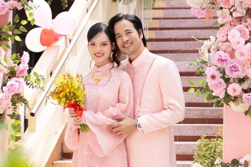 Nam diễn viên Vbiz làm lễ hằng thuận với bạn gái kém 16 tuổi, dàn sao nô nức chúc mừng