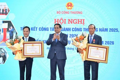 Vinh danh các cá nhân ngành Công Thương xuất sắc