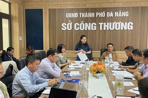 Bộ Công Thương kiểm tra các tiêu chí nông thôn mới tại Huế, Đà Nẵng