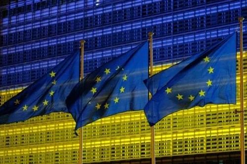 EU cho Ukraine vay 90 tỷ euro: Giải pháp tình thế và phép thử đoàn kết nội khối