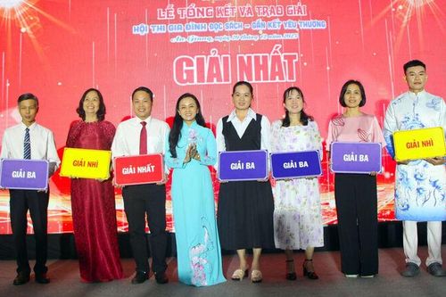 Tổng kết và trao giải Hội thi Gia đình đọc sách - Gắn kết yêu thương