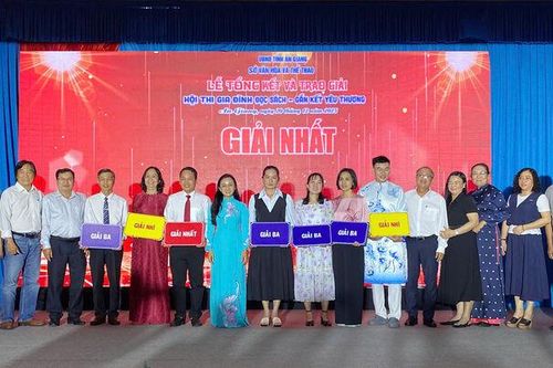 Sôi nổi Hội thi 'Gia đình đọc sách - Gắn kết yêu thương'