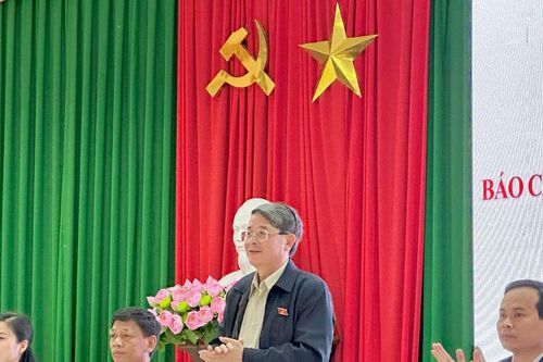Đại biểu Quốc hội thành phố Đà Nẵng tiếp xúc cử tri xã Hùng Sơn