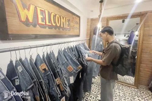 'Săn' đồ secondhand