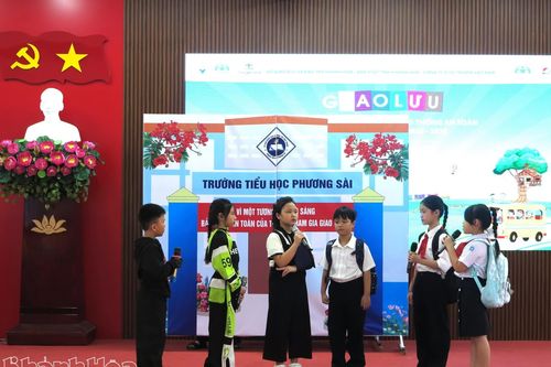 100 học sinh thi tìm hiểu kỹ năng tham gia giao thông an toàn