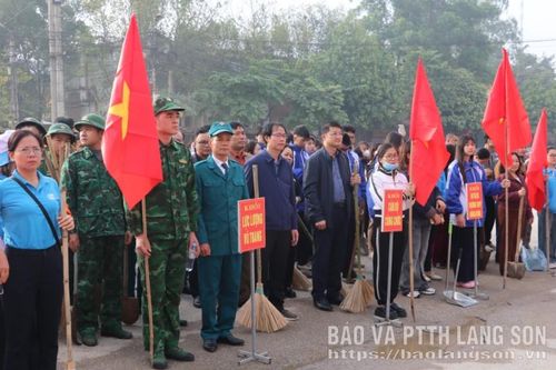 Xã Đồng Đăng phát động lập lại trật tự giao thông, giải tỏa lòng, lề đường, vỉa hè bị lấn chiếm và vệ sinh môi trường