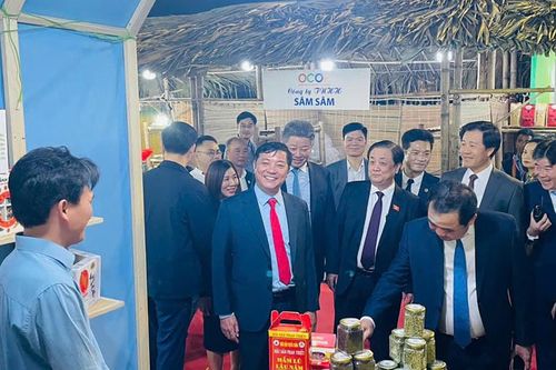 Lâm Đồng dự Khai mạc Festival OCOP Việt Nam năm 2025