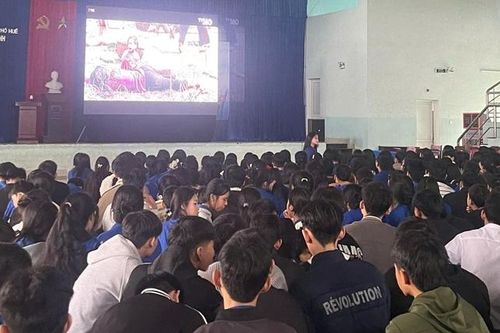 Phường Hóa Châu chiếu phim 'Mưa Đỏ' miễn phí tại 3 địa điểm