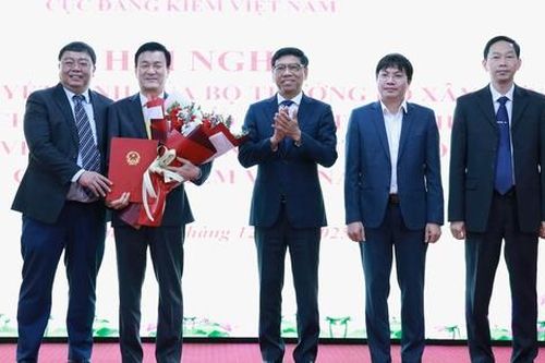 Tổ chức lại Cục Đăng kiểm Việt Nam: Giảm đầu mối, tăng hiệu quả quản lý