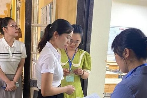Hà Nội công nhận 860 thí sinh trúng tuyển viên chức giáo dục