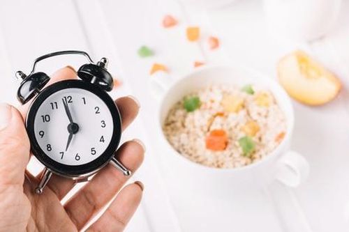 Lợi ích và hạn chế của chế độ ăn kiêng giảm cân 'nhịn ăn cách ngày'