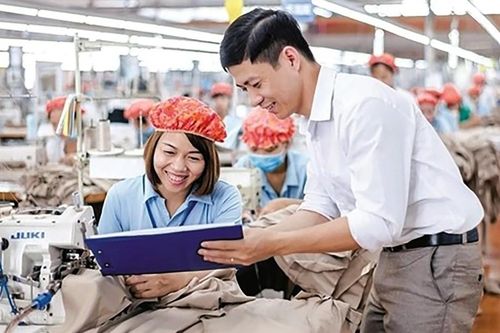 Thưởng Tết sớm giúp người lao động an tâm trước thềm năm mới