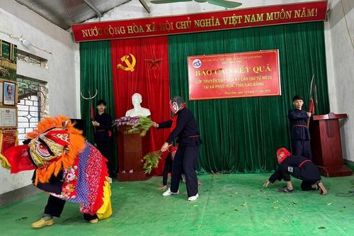 Trao truyền giá trị di sản múa sư tử mèo cho thế hệ trẻ ở Phục Hòa