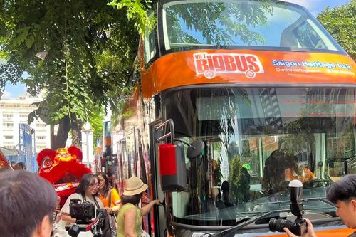 TPHCM siết chặt quản lý xe buýt du lịch thoáng nóc tại khu vực trung tâm