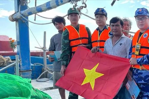 Bộ đội Cụ Hồ trên những 'trận tuyến' thời bình - Bài 2: Không gian mạng - mặt trận thông tin mới