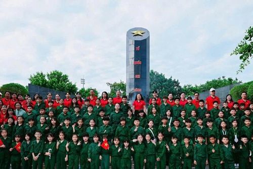 Trường học ở Cà Mau 'Viết tiếp câu chuyện hòa bình'