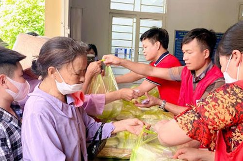 Góc nhìn quốc tế về hoạt động từ thiện và kinh nghiệm cho Việt Nam