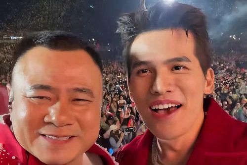 Bùng nổ đêm nhạc 10 tiếng hút biển người ở Hưng Yên