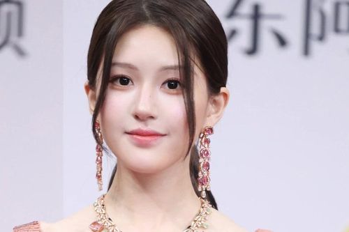Thảm đỏ tệ nhất giới giải trí