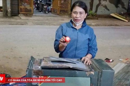 Phát hiện vàng trong đống phế liệu, người phụ nữ báo công an để trả lại