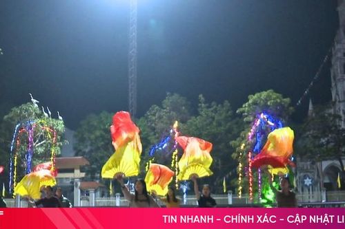 Người dân Công giáo nô nức tập luyện chờ đêm Noel