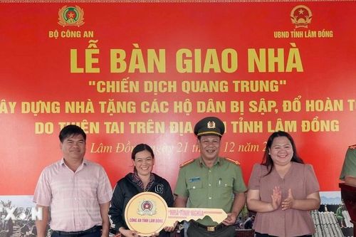 Lâm Đồng: Khánh thành căn nhà đầu tiên trong 'Chiến dịch Quang Trung'