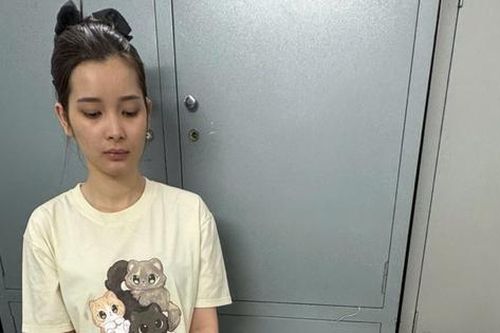 Nữ nhân viên đánh tráo nữ trang của chủ tiệm vàng ở Cần Thơ