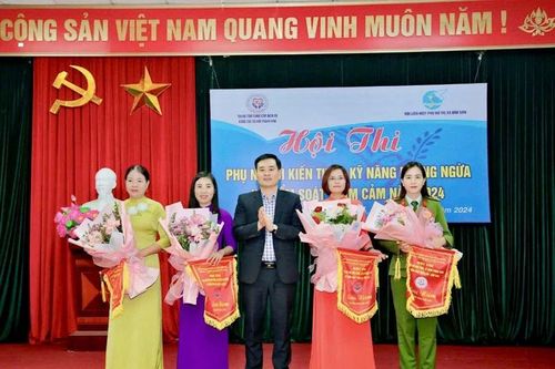 Công tác xã hội - giải pháp nền tảng chăm lo đối tượng yếu thế