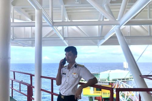 Hòa bình để viết tiếp khát vọng cha anh
