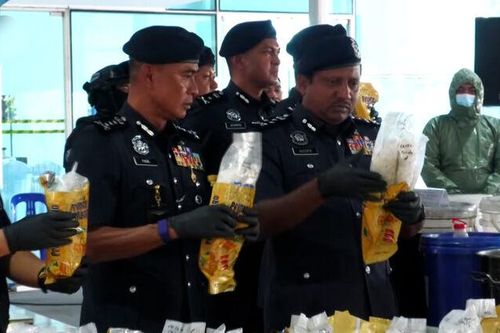 Malaysia triệt phá băng nhóm tội phạm ma túy xuyên quốc gia