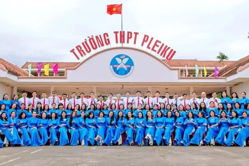 Nửa thế kỷ 'gieo tri thức, gặt tương lai'