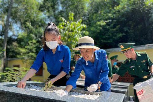 Sơ kết 2 năm hợp tác, giao lưu giữa thanh niên tỉnh Gia Lai và Champasak