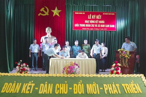 Trung đoàn 292, Sư đoàn Phòng không 377 ký kết hoạt động kết nghĩa với xã Nam Cam Ranh
