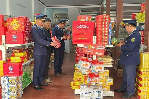 Lào Cai mở cao điểm chống buôn lậu, gian lận thương mại và hàng giả dịp Tết Nguyên đán Bính Ngọ 2026