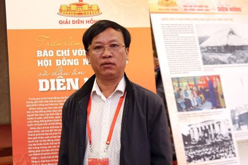 Tái hiện một hành trình mang theo tiếng nói của đồng bào mình đến diễn đàn Quốc hội
