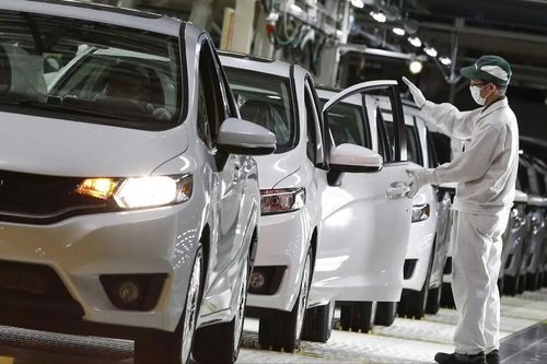 Honda tạm dừng sản xuất ô tô do thiếu chip bán dẫn