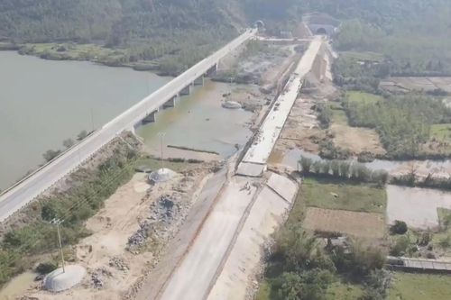 Chuẩn bị thông xe kỹ thuật hầm Đèo Ngang
