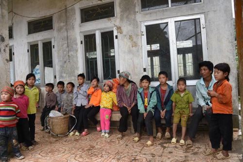 Tảo hôn và hôn nhân cận huyết: Nguy cơ suy giảm giống nòi