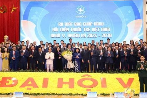 Tiên phong chuyển đổi số y tế vì một Việt Nam khỏe mạnh