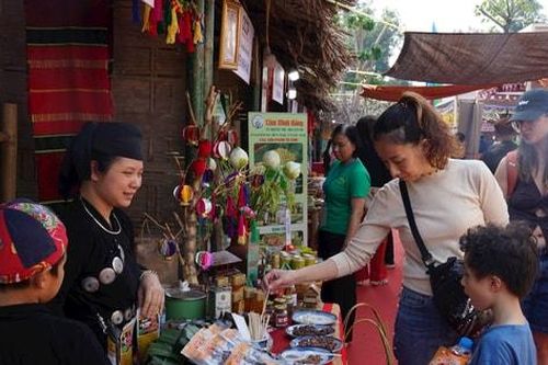 Festival OCOP 2025: Tinh hoa Việt hội tụ, thương hiệu Việt vươn xa