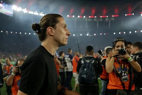 Filipe Luis đòi lương cao ngất sau kỳ tích