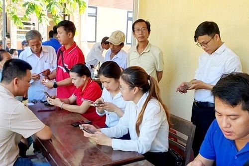 Huế đẩy mạnh chuyển đổi số trong quản lý giảm nghèo