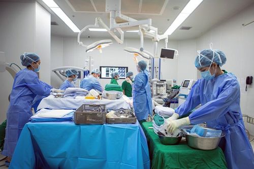 Xúc động câu chuyện sinh viên hiến tặng gan, cứu sống giảng viên đại học