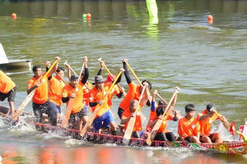Phát huy nét văn hóa đua ghe Ngo giữa lòng đô thị