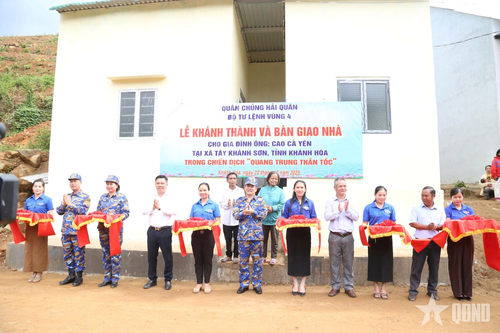 Vùng 4 Hải quân bàn giao căn nhà đầu tiên trong 'Chiến dịch Quang Trung'